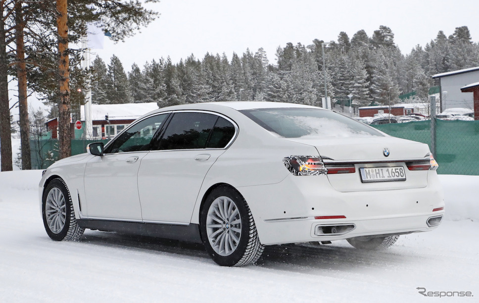 BMW 7シリーズ 次世代型プロトタイプ(スクープ写真)《APOLLO NEWS SERVICE》