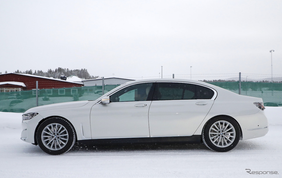 BMW 7シリーズ 次世代型プロトタイプ(スクープ写真)《APOLLO NEWS SERVICE》