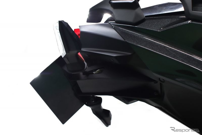 Ninja H2 SX 18-19/SX SE 18-20用フェンダーレスキット《画像:アクティブ》