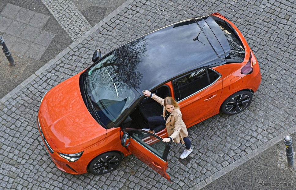 オペル・コルサ 新型のEV「コルサ e」《photo by Opel》