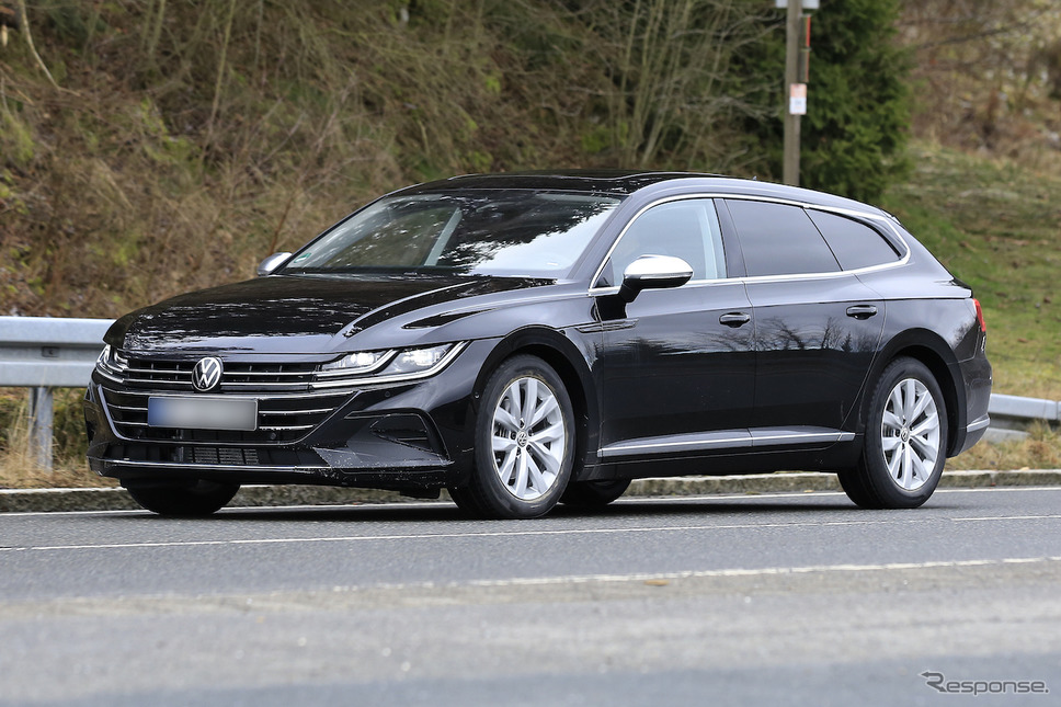 VW アルテオン シューティングブレーク プロトタイプ(スクープ写真)《APOLLO NEWS SERVICE》