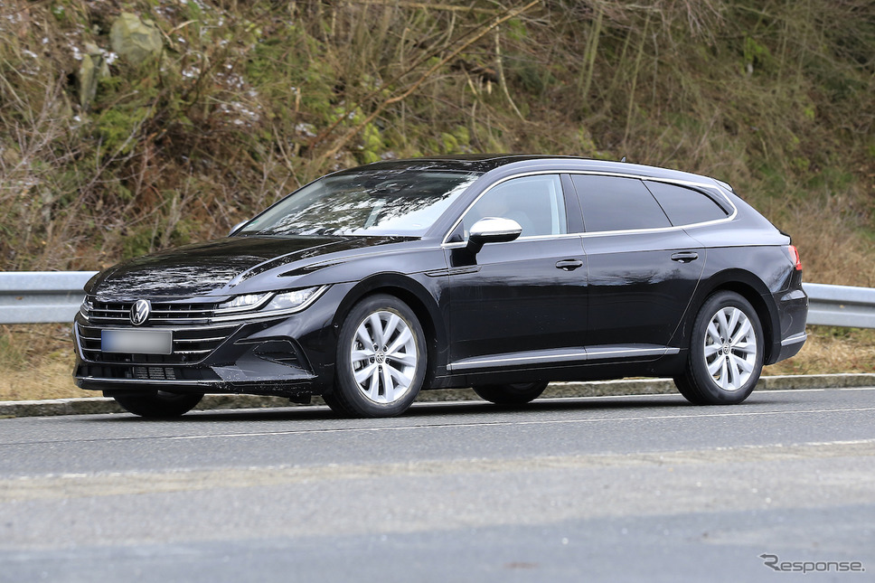 VW アルテオン シューティングブレーク プロトタイプ(スクープ写真)《APOLLO NEWS SERVICE》