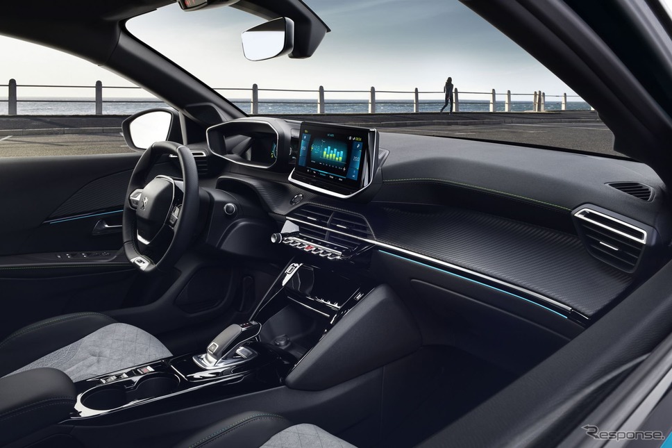 プジョー e-208《photo by Peugeot》