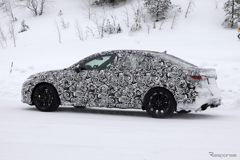 アウディ RS3 セダン 次期型プロトタイプ(スクープ写真)《APOLLO NEWS SERVICE》