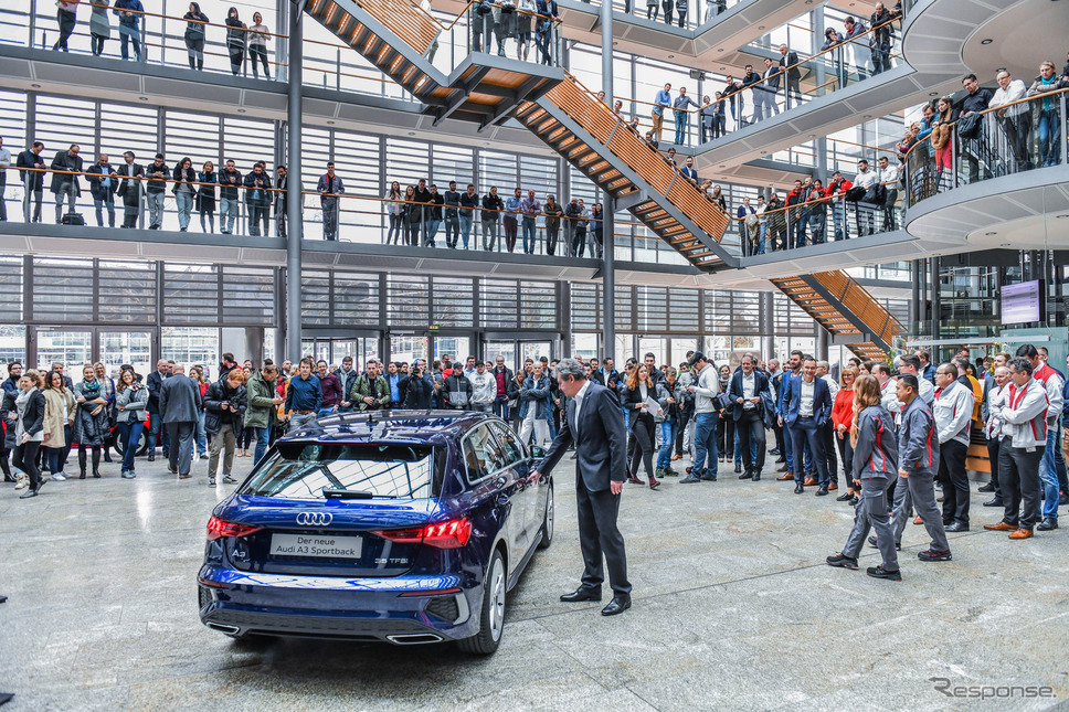 ドイツ・インゴルシュタット工場で生産が開始されたアウディA3スポーツバック新型《photo by Audi》