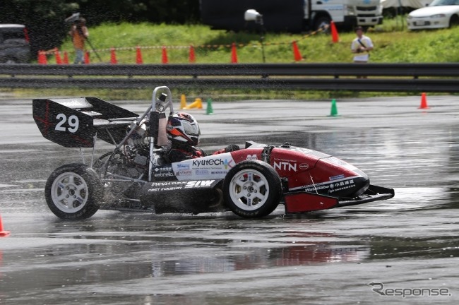 学生フォーミュラ日本大会2019のマシン(九州工業大学)《写真 自動車技術会》