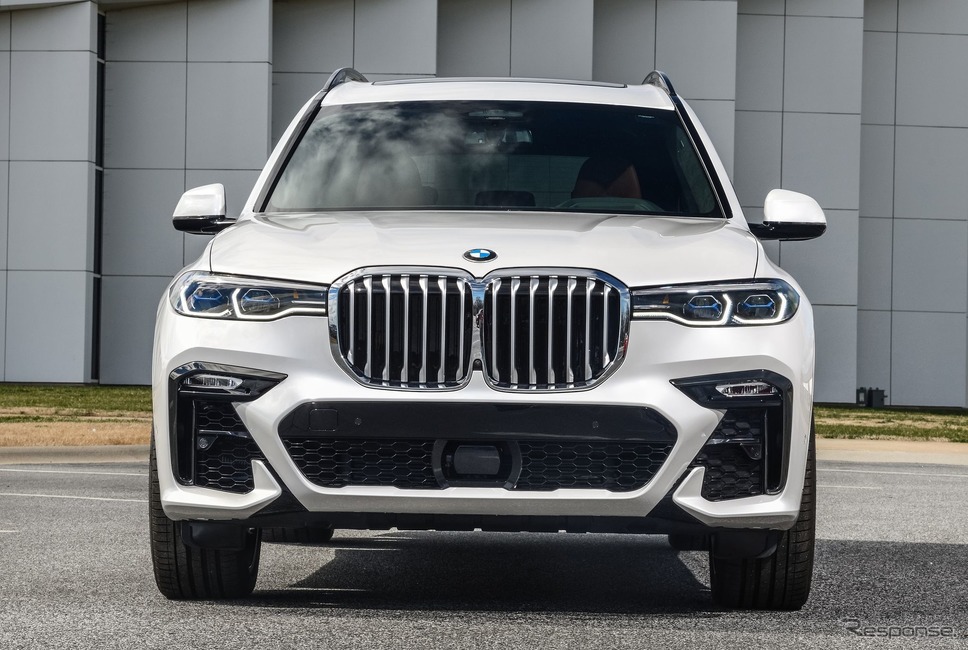 BMW X7 の「M50i」(参考画像)《photo by BMW》