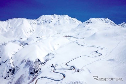 立山黒部アルペンルート、春の室堂平周辺《画像 立山黒部貫光》