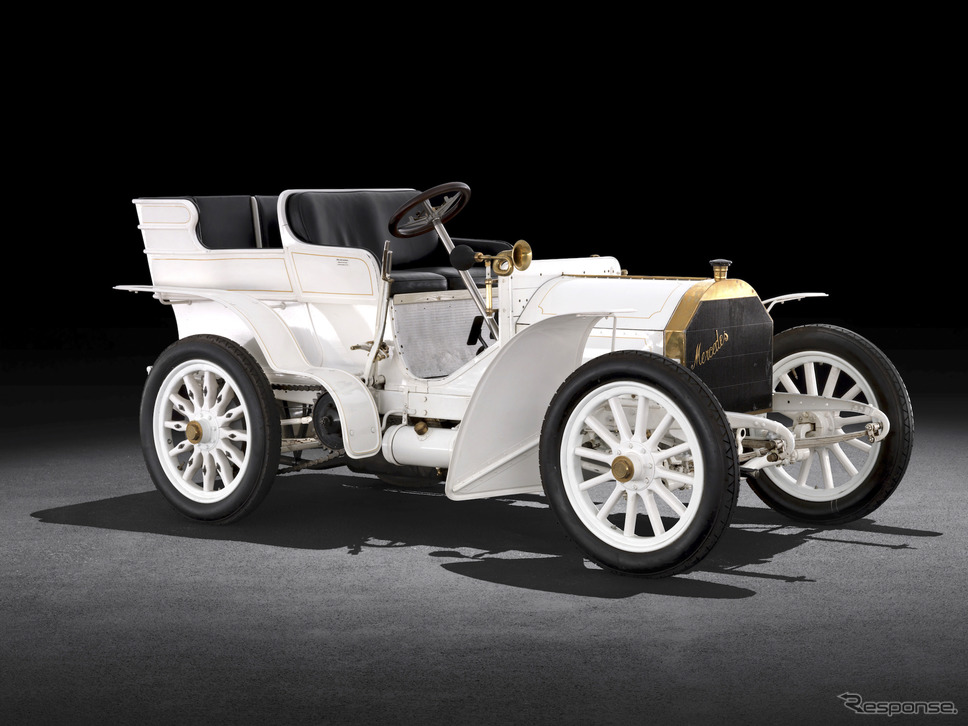 1903年型メルセデス・シンプレックス40PS、4シーター・トノー車体。写真は貴重な現存車。《photo (c) Daimler》