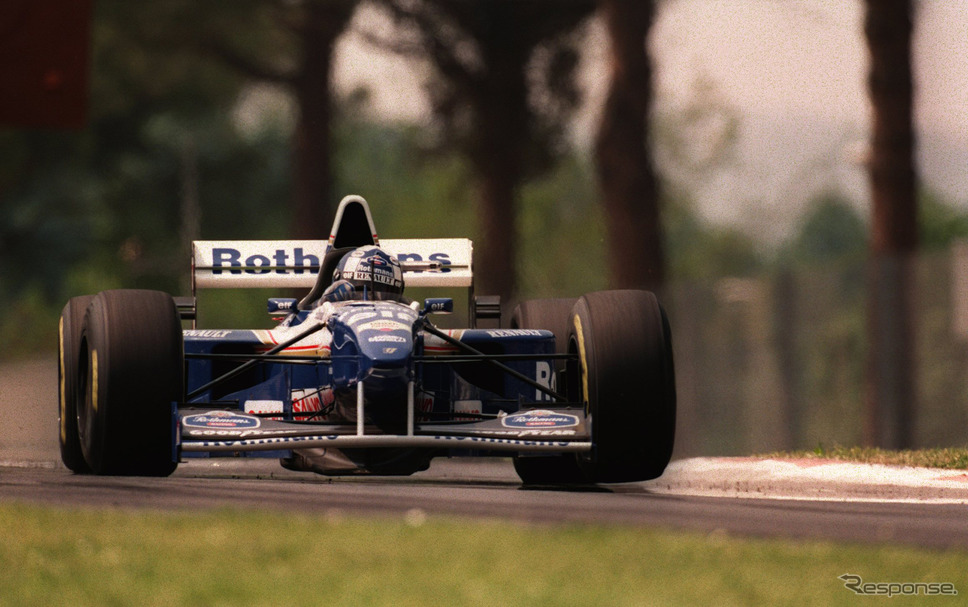 1995年 ロスマンズ・ウィリアムズ・ルノーで戦ったデビッド・クルサード《photo by getty images》