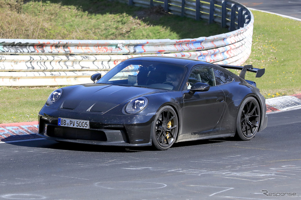 ポルシェ 911 GT3 開発車両(スクープ写真)《APOLLO NEWS SERVICE》