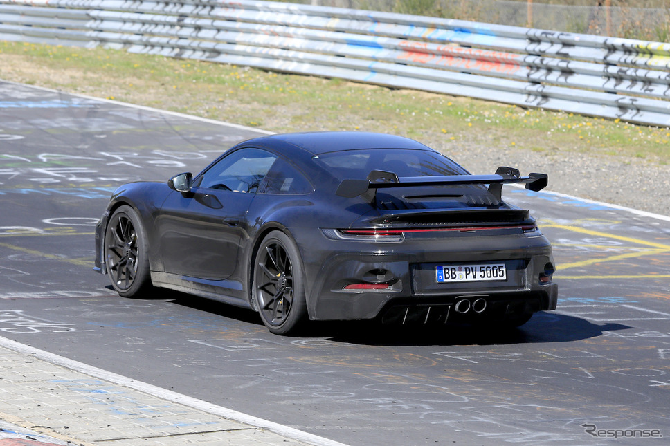 ポルシェ 911 GT3 開発車両（スクープ写真）《APOLLO NEWS SERVICE》