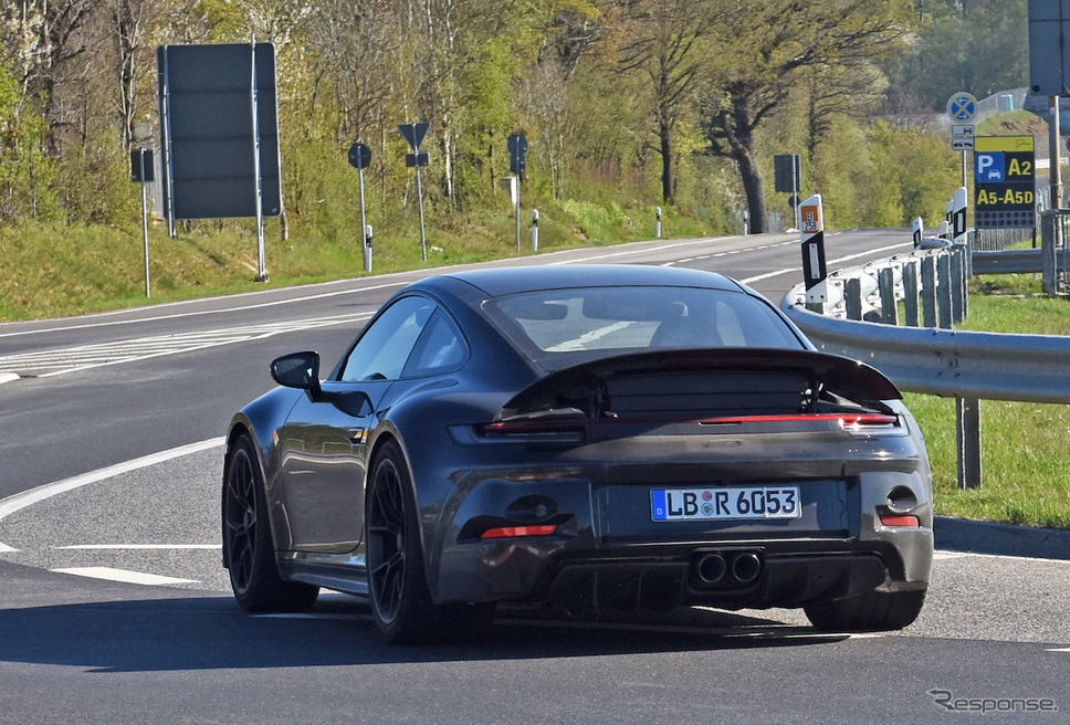 ポルシェ 911 GT3 ツーリング 開発車両(スクープ写真)《APOLLO NEWS SERVICE》