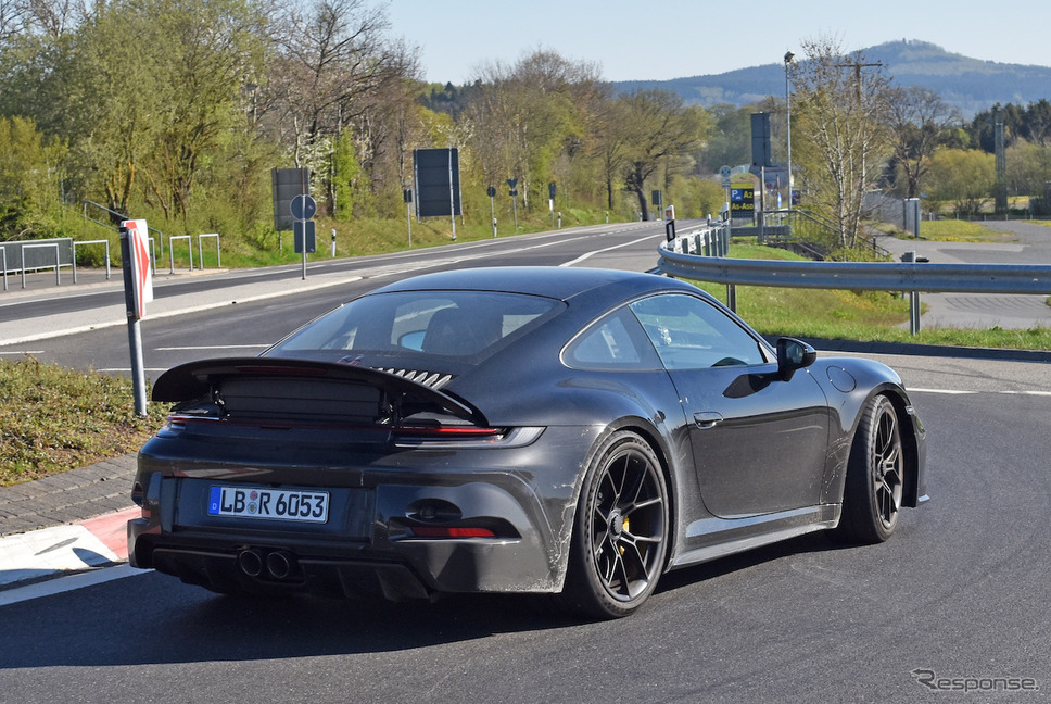 ポルシェ 911 GT3 ツーリング 開発車両(スクープ写真)《APOLLO NEWS SERVICE》