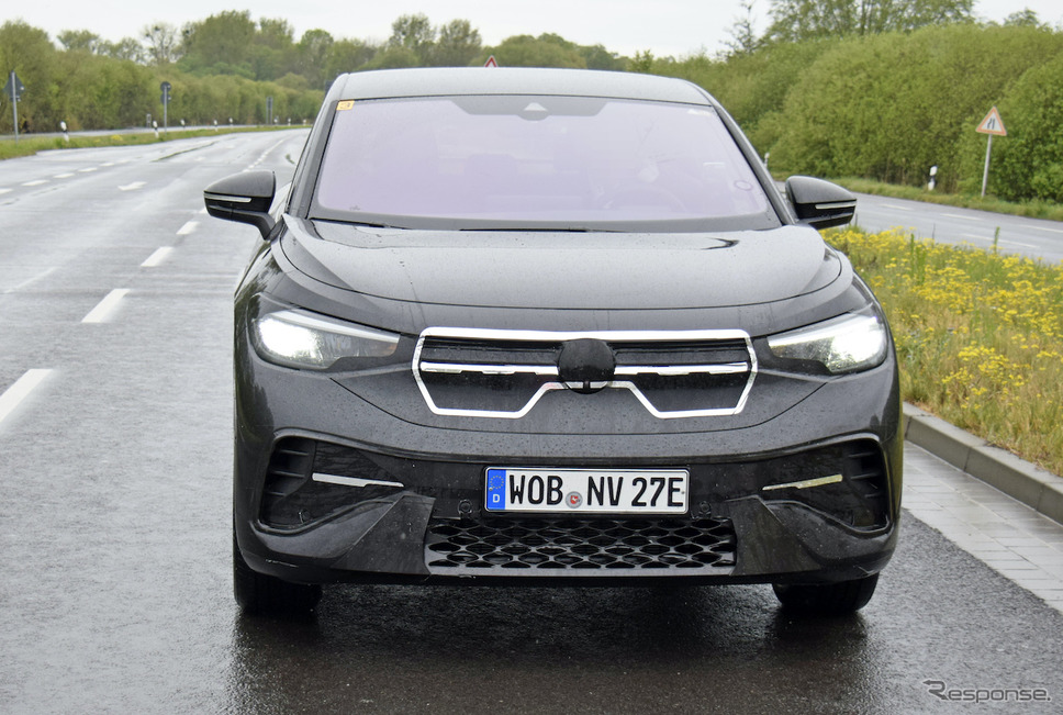 VW ID. 4 GTX(仮)プロトタイプ スクープ写真《APOLLO NEWS SERVICE》