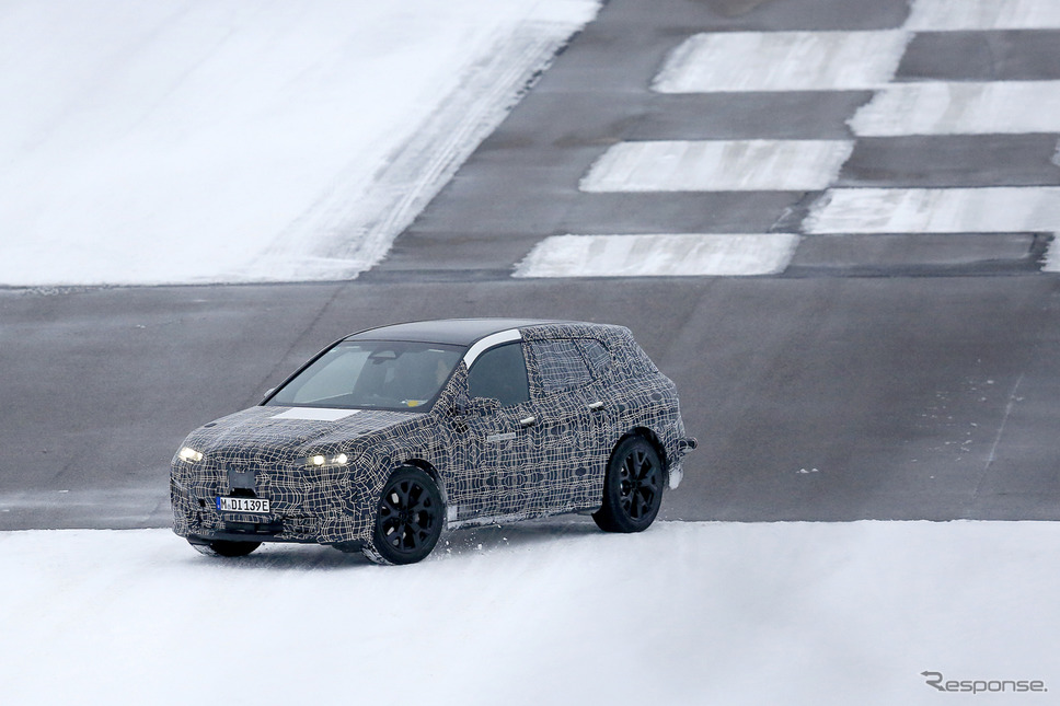 BMW iNEXT 市販型プロトタイプ(スクープ写真)《APOLLO NEWS SERVICE》