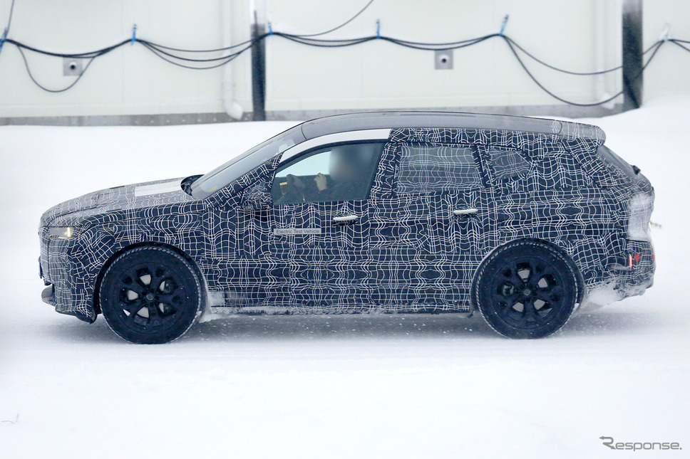 BMW iNEXT 市販型プロトタイプ(スクープ写真)《APOLLO NEWS SERVICE》