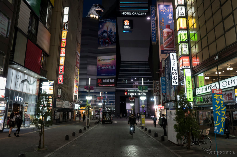 4月8日、東京・歌舞伎町《photo (c) Getty Images》