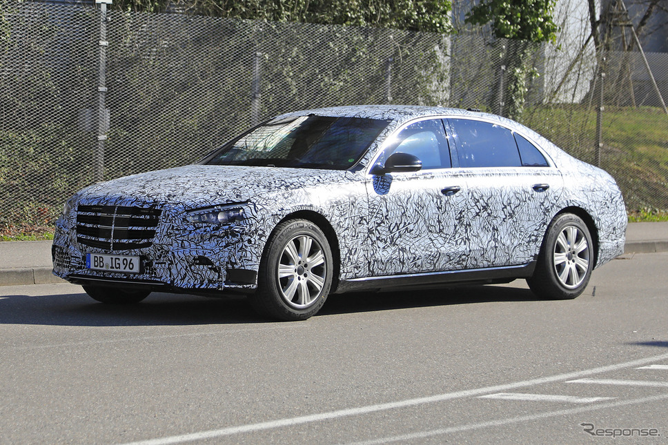 メルセデスベンツ Sクラス ガード 開発車両(スクープ写真)《APOLLO NEWS SERVICE》