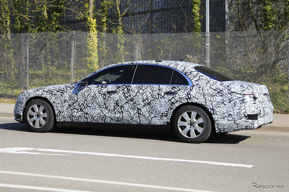 メルセデスベンツ Sクラス ガード 開発車両(スクープ写真)《APOLLO NEWS SERVICE》