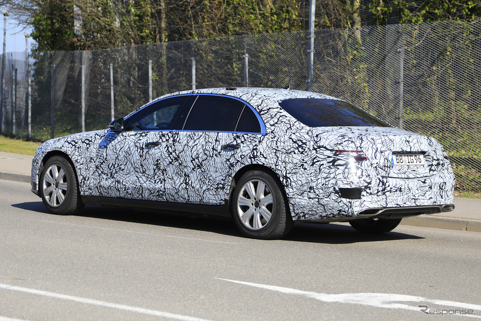 メルセデスベンツ Sクラス ガード 開発車両(スクープ写真)《APOLLO NEWS SERVICE》
