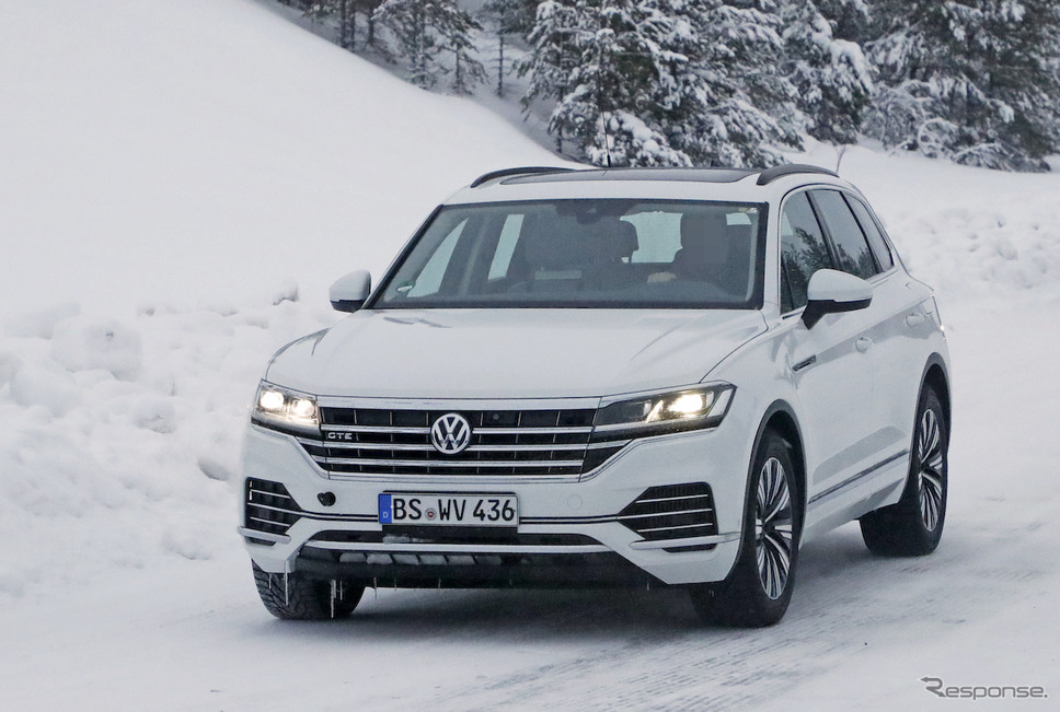 VW トゥアレグ GTE 開発車両(スクープ写真)《APOLLO NEWS SERVICE》