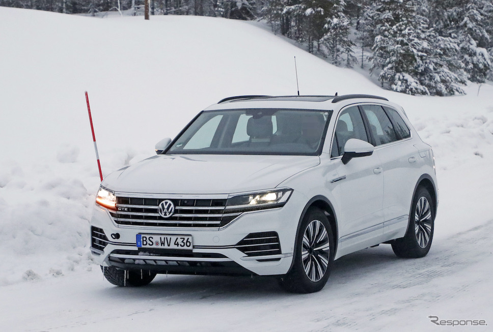VW トゥアレグ GTE 開発車両(スクープ写真)《APOLLO NEWS SERVICE》