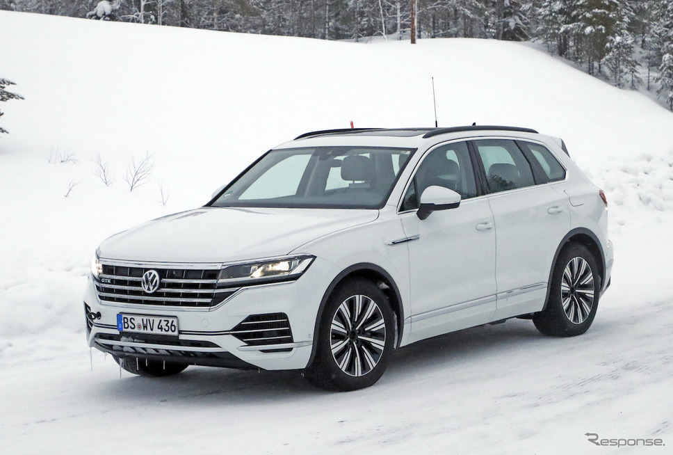 VW トゥアレグ GTE 開発車両(スクープ写真)《APOLLO NEWS SERVICE》