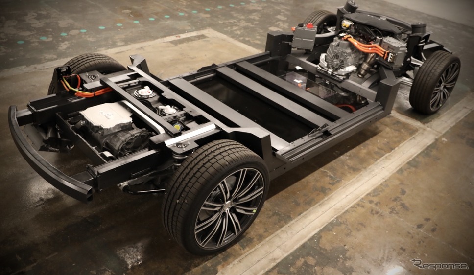 カルマの次世代電動車向け車台「カルマEフレックス」《photo by Karma Automotive》