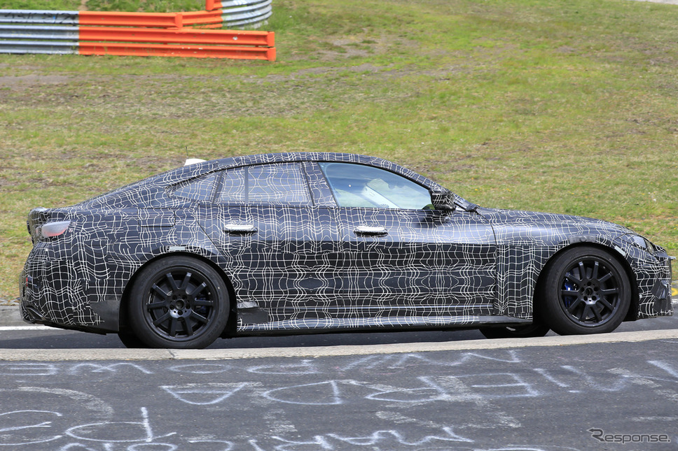 BMW 4シリーズ グランクーペ 新型プロトタイプ(スクープ写真)《APOLLO NEWS SERVICE》