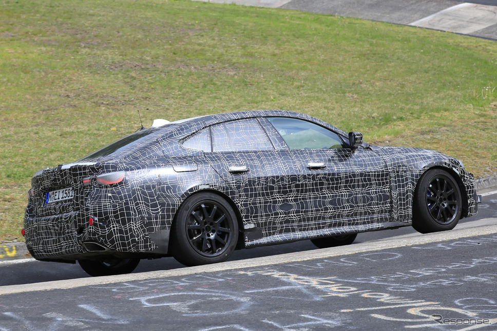 BMW 4シリーズ グランクーペ 新型プロトタイプ(スクープ写真)《APOLLO NEWS SERVICE》
