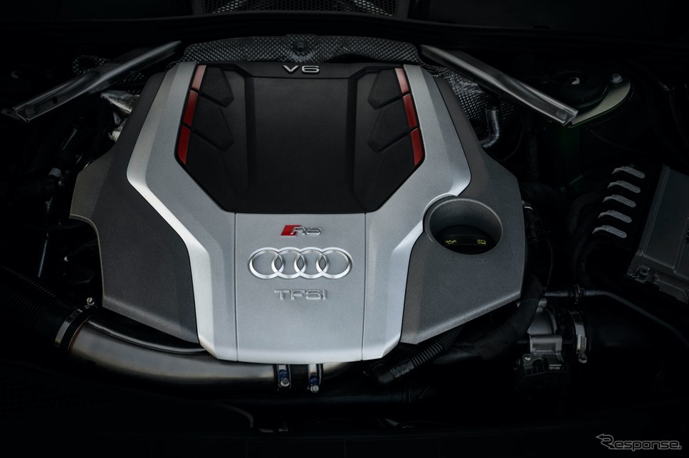 アウディ RS5 スポーツバック《photo by Audi》