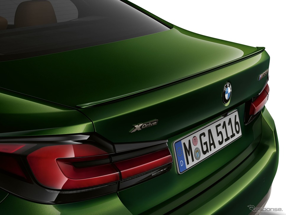 BMW 5シリーズ・セダン 改良新型の M550i xDrive セダン《photo by BMW》