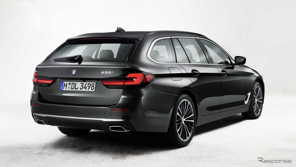 BMW 5シリーズ・ツーリング 改良新型《photo by BMW》