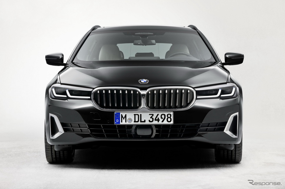 BMW 5シリーズ・ツーリング 改良新型《photo by BMW》