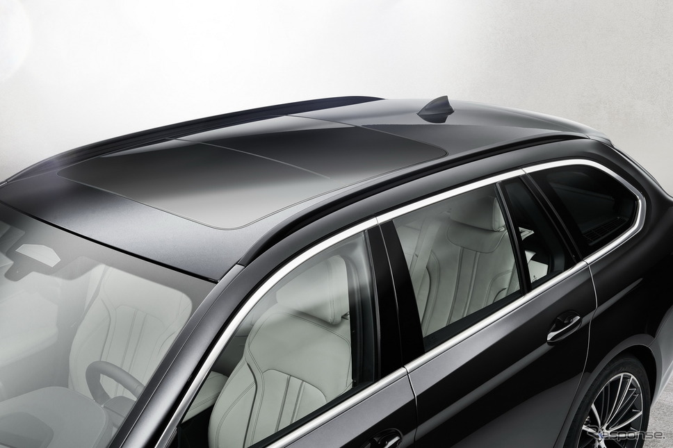 BMW 5シリーズ・ツーリング 改良新型《photo by BMW》