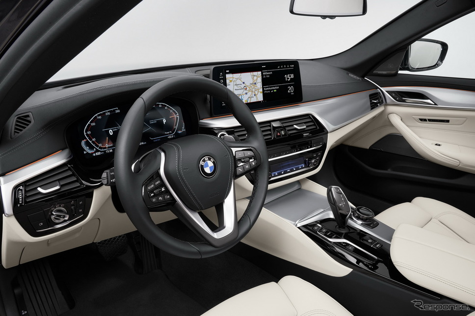BMW 5シリーズ・ツーリング 改良新型《photo by BMW》