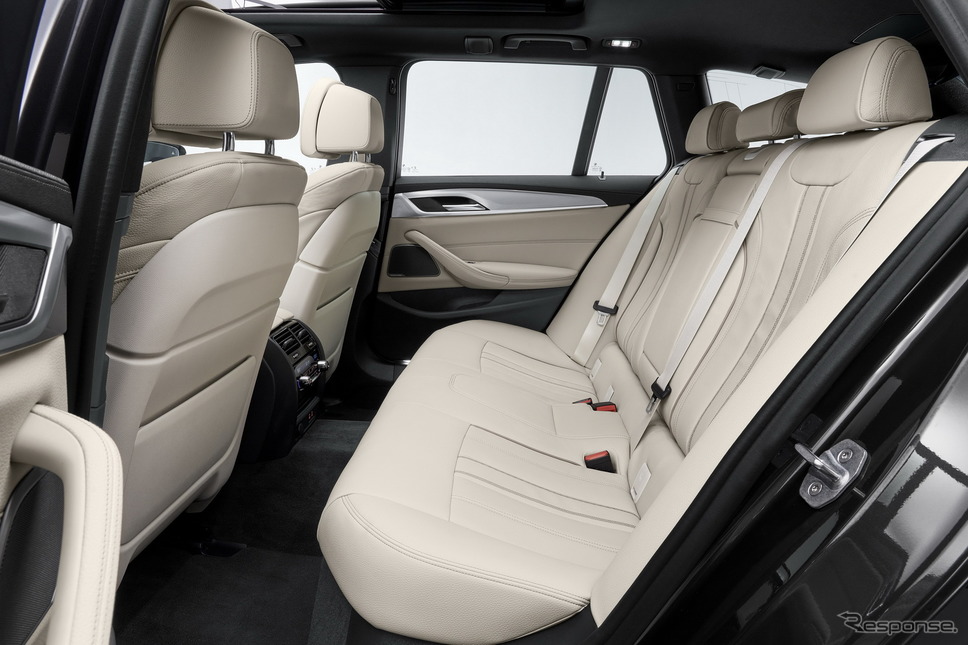 BMW 5シリーズ・ツーリング 改良新型《photo by BMW》