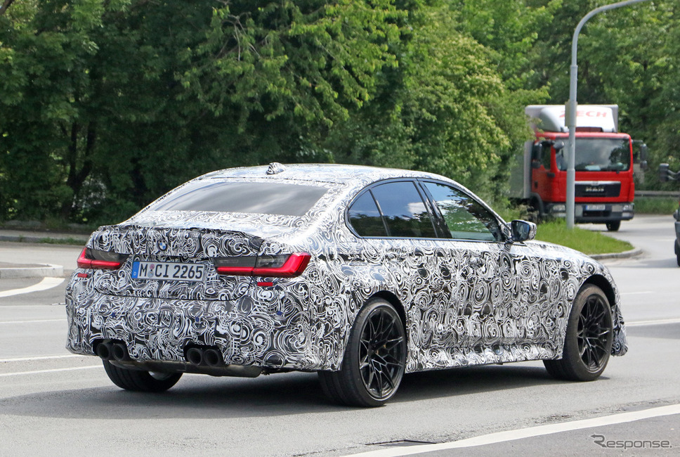 BMW M3 CS 新型プロトタイプ スクープ写真《APOLLO NEWS SERVICE》