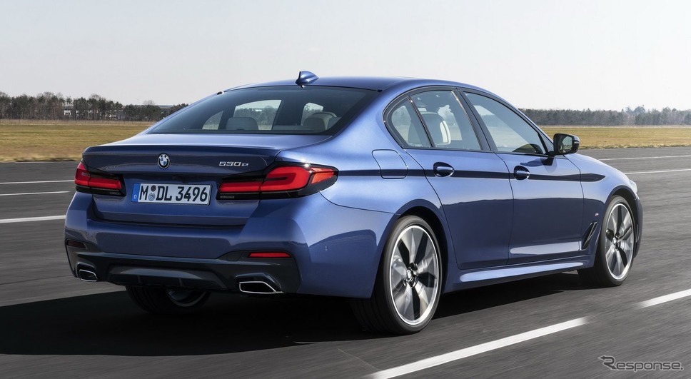 BMW 5シリーズ・セダン 改良新型のPHV「530e」《photo by BMW》