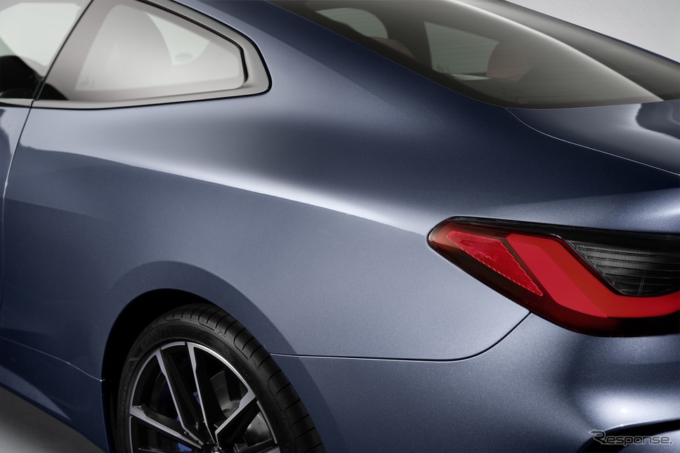 BMW 4シリーズ・クーペ 新型の M440i xDrive クーペ《photo by BMW》