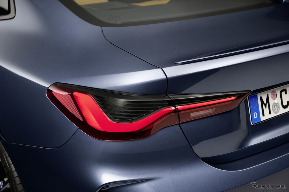 BMW 4シリーズ・クーペ 新型の M440i xDrive クーペ《photo by BMW》