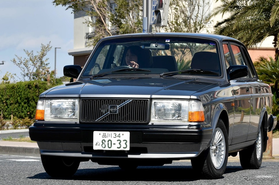ボルボ KLASSISK GARAGE 240 GL《撮影 中野英幸》