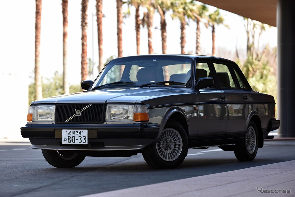 ボルボ KLASSISK GARAGE 240 GL《撮影 中野英幸》