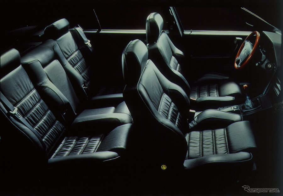 アルファロメオ 164(1987〜1998年)《photo by Alfa Romeo》