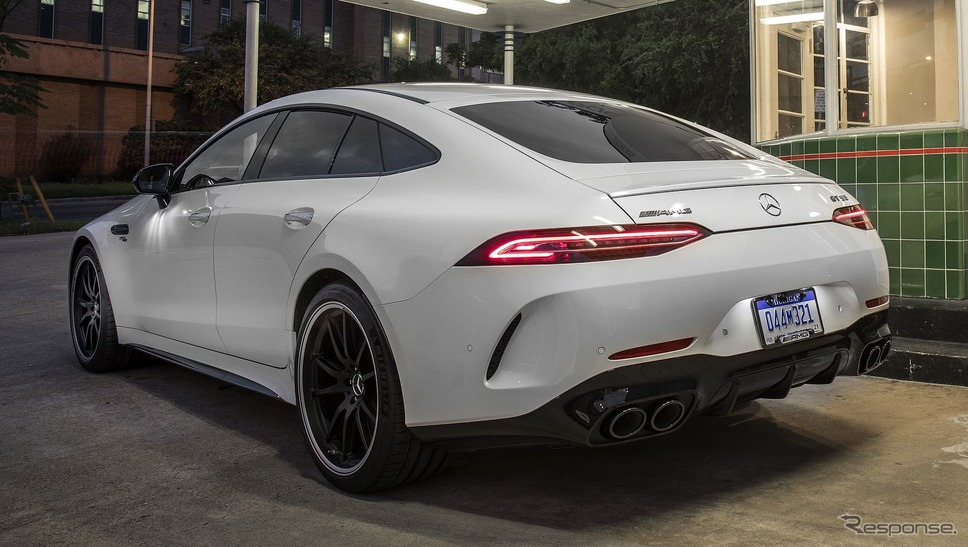 メルセデスAMG GT 4ドアクーペ 53 4MATIC+《photo by Mercedes-Benz》
