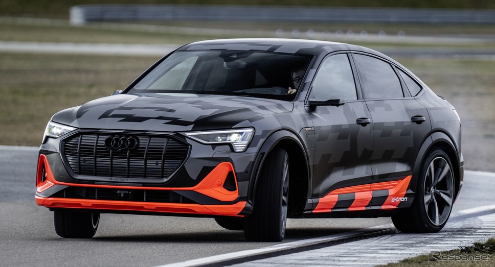 アウディ e-tron S スポーツバック のプロトタイプ《photo by Audi》