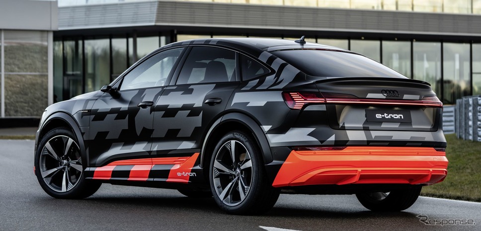 アウディ e-tron S スポーツバック のプロトタイプ《photo by Audi》