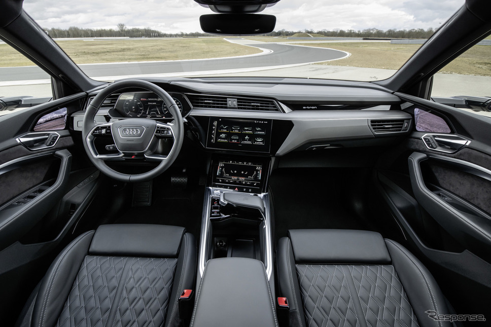 アウディ e-tron S スポーツバック のプロトタイプ《photo by Audi》