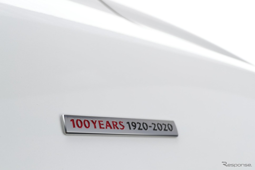 マツダ CX-30 100周年特別記念車《写真提供 マツダ》